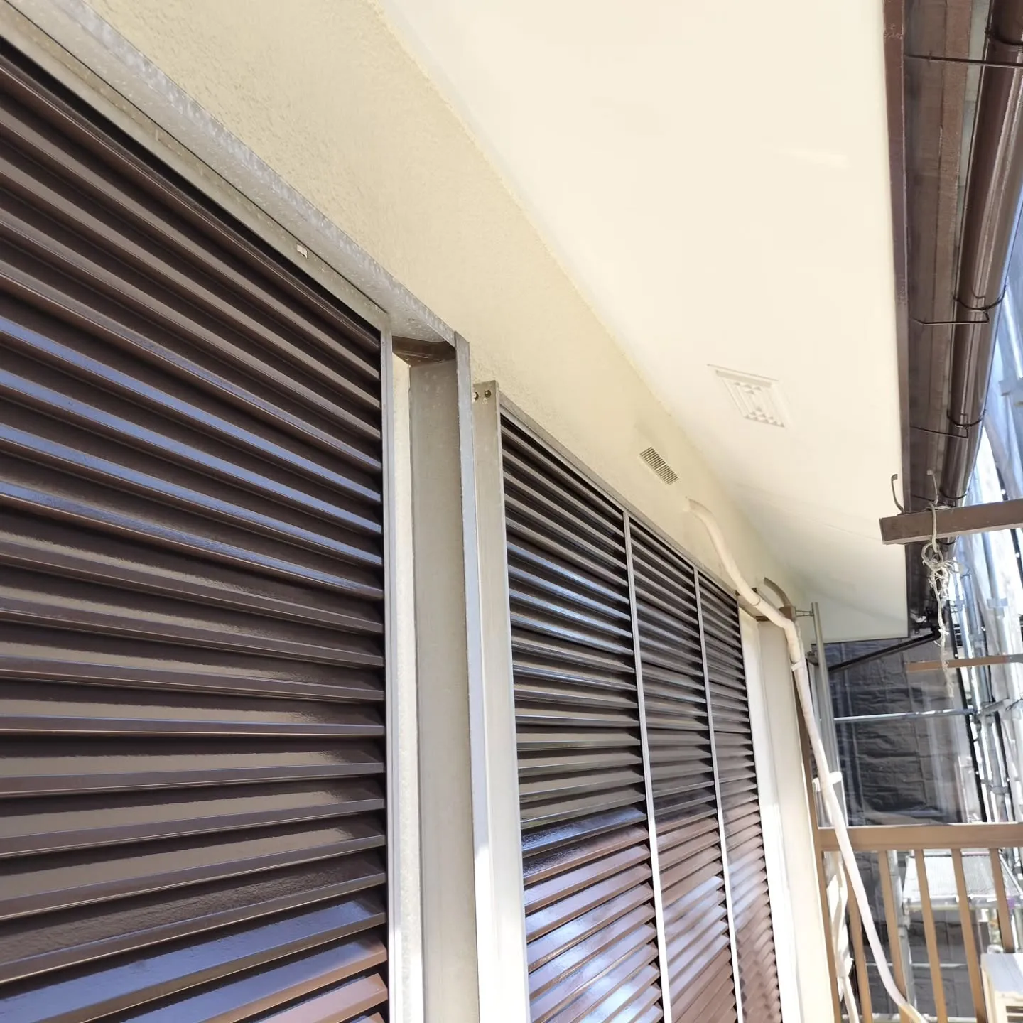 間もなく塗装工事完了!