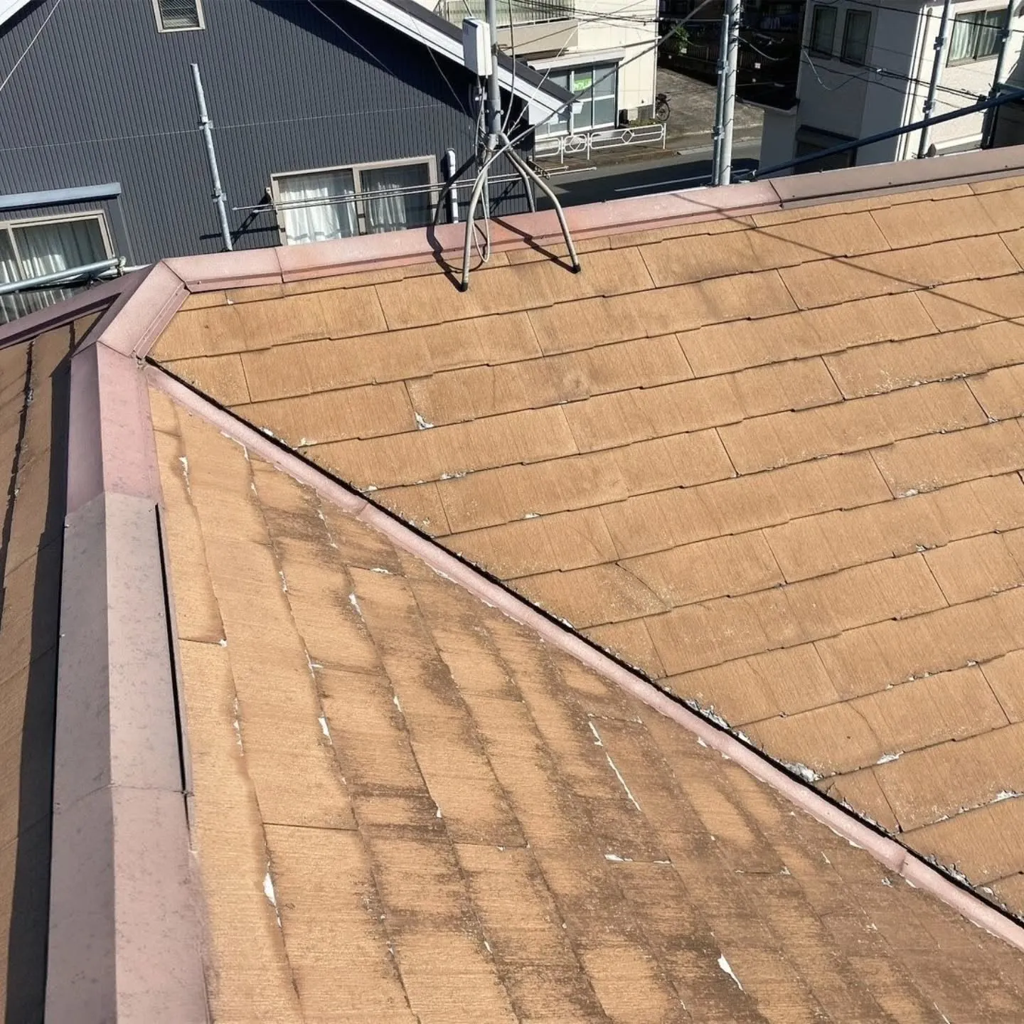 ガルバリウム、カバー工法