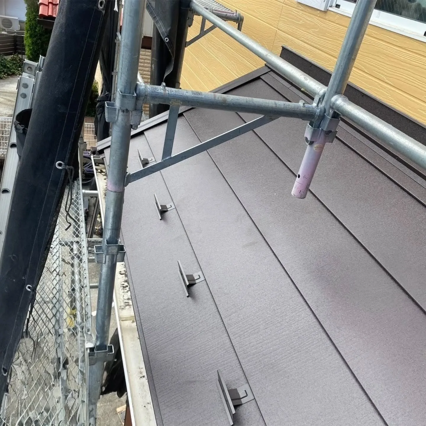 ガルバリウム、カバー工法