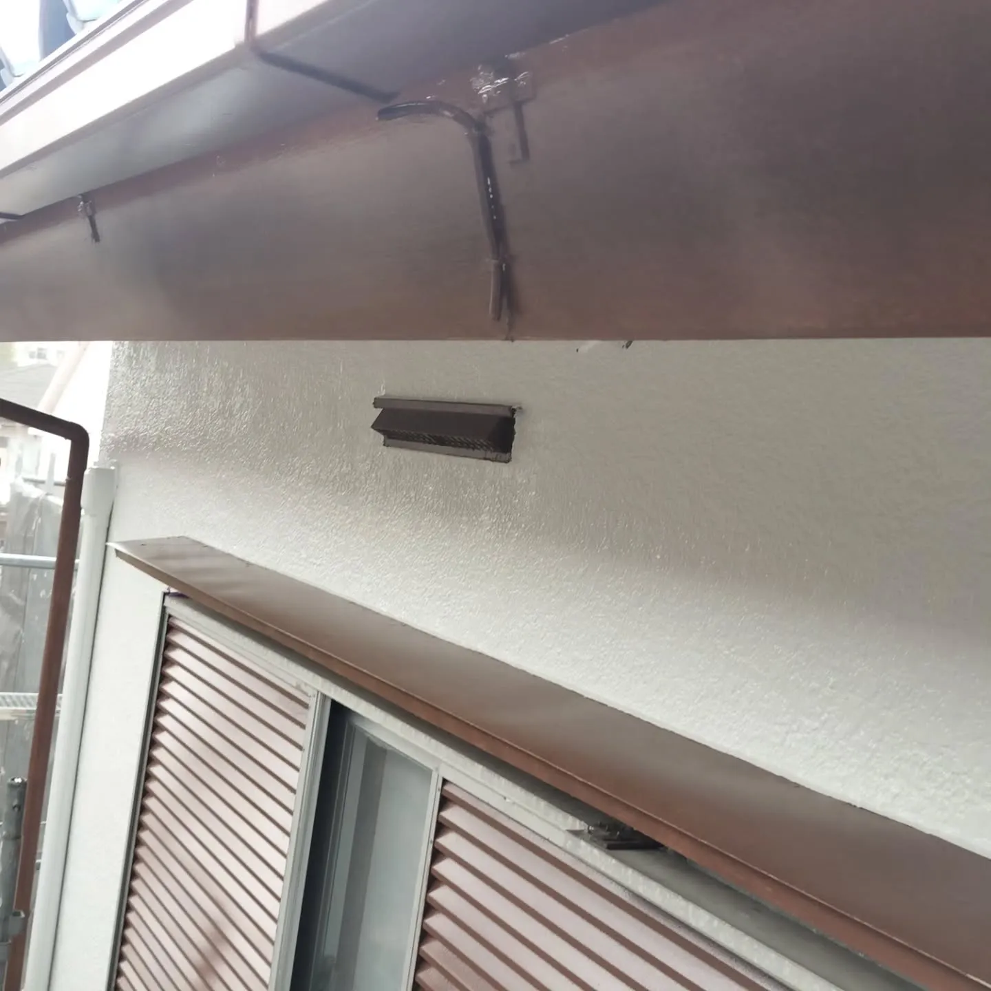 「付帯部塗装」